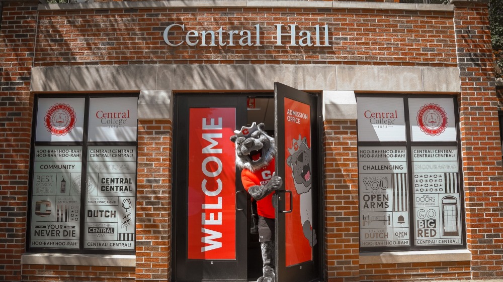 Central College Homecoming photo