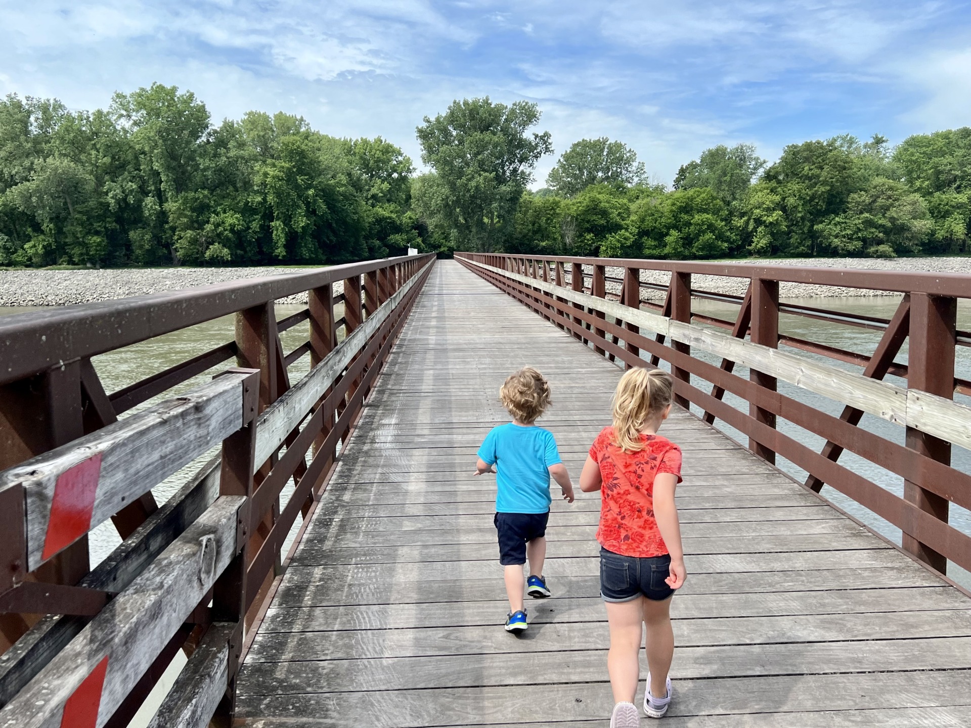 Kids on Bridge